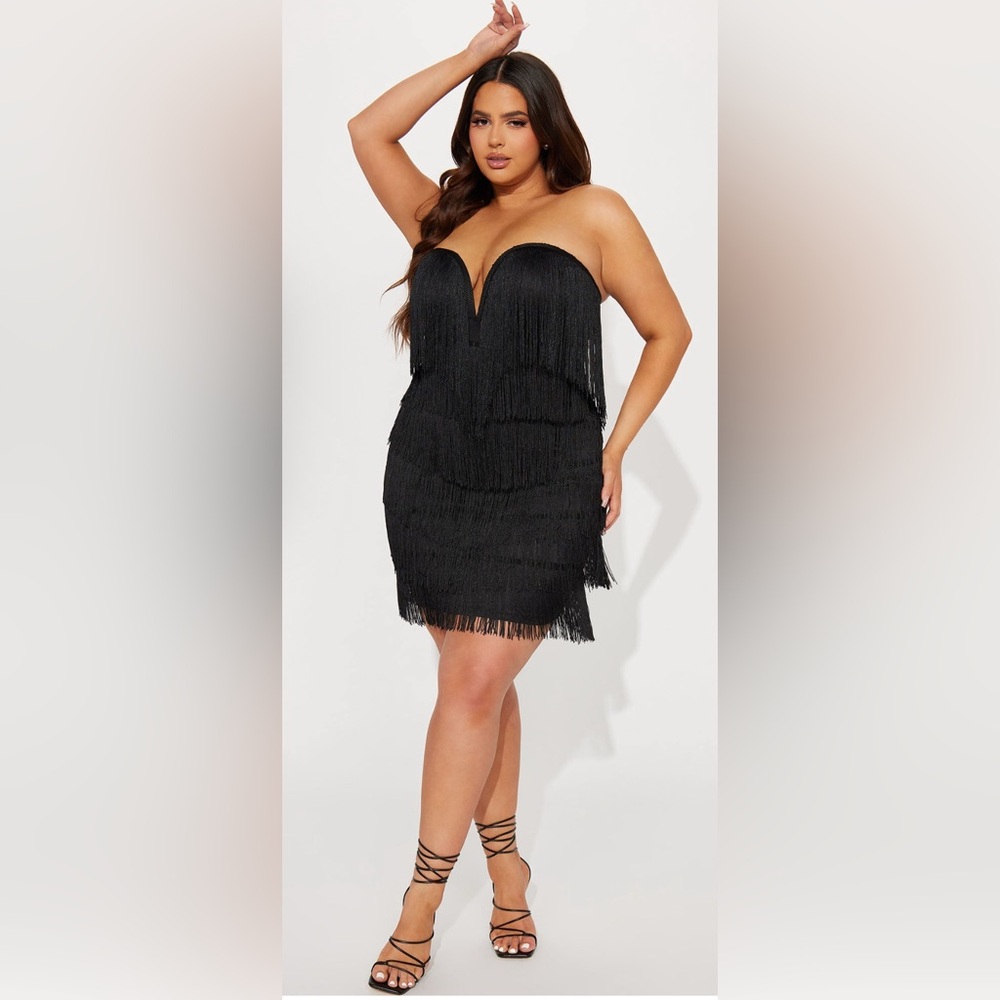 🛍️2/$75 - Fashion Nova Strapless Black Fringe Mini Dress